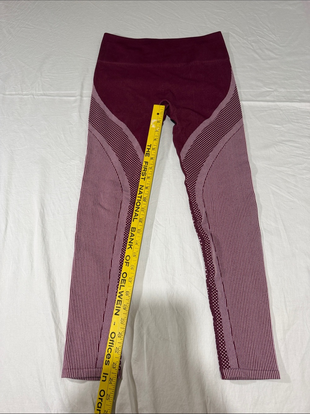 Fabletics Seamless Two-Piece Workout Set - Dusty Rose & Burgundy - Picture 3 of 6